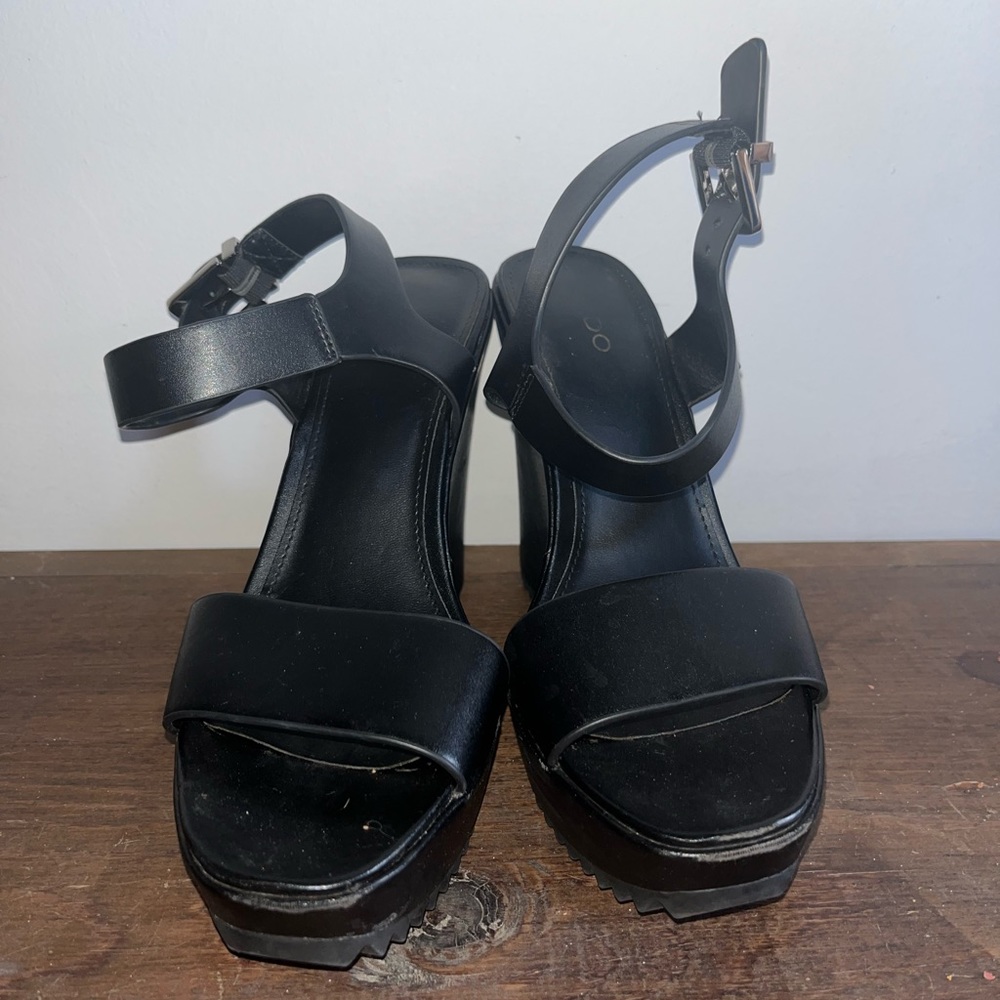 Aldo wedges.